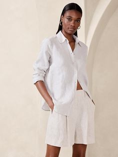 The Perfect Linen Shirt | Banana Republic 2024 List, White Linen Shirt, Linen Tank, Suits And Jackets, Banana Republic Women, Luxury Linen, Linen Clothes, Stay Cool, Perfect Shirt