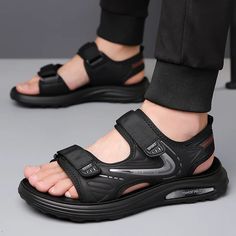 2024 Fashion Retro Soft Sole Men's Sandals Summer Designer New Korean Style Casual Outdoor Sports Fall Outfits Men, Men's Sandals, Outfits Men, 2024 Fashion, Mixed Colors, Beach Shoes, Mens Sandals, Casual Backpack, Sandals Summer