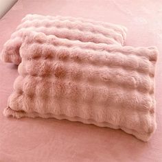 Rabbit Faux-Fur Blanket Blanket & Pillow Cover Cuddle Pillow, Bubble Design, Cuddle Blanket, Queen Blanket, Faux Fur Pillow, Fur Pillow, Faux Fur Blanket, Fur Blanket, Lose Yourself