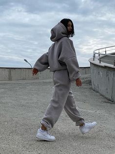 Welcome To Awakecrm Official Store! Loose Pants Outfit, Baggy Hoodie, Outfits Vintage, Hoodie Pants, Laced Up Shirt, Mid Calf Dresses, Drawstring Dresses, Women's Robe, Grey Shoes