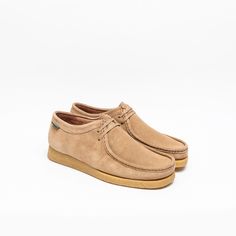 Beige camel soft suede derby shoe, leather inner lining and insole, crepe sole. Classic Beige Suede Desert Boots, Classic Beige Desert Boots With Suede Lining, Beige Leather Shoes With Stitched Sole And Plain Toe, Beige Moccasins With Leather Sole, Classic Beige Desert Boots With Stitched Sole, Beige Moccasins With Stitched Sole And Plain Toe, Beige Suede Desert Boots With Rubber Sole, Beige Plain Toe Desert Boots With Suede Lining, Beige Suede Lined Plain Toe Desert Boots