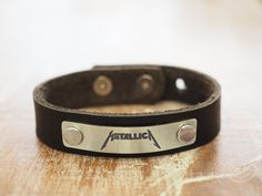 Genuine Leather and White Brass Plate A 100% handmade bracelet. The perfect gift for a music lover - rocker - band member - biker - Metallica fan and every free-spirit out there!  This leather bracelet measures approximately 1/2 inch (1.3cm) in width. 📏SIZES:  6.5 inches = 16.5 cm 7    inches = 17.5 cm 7.5 inches = 19 cm 8    inches = 20 cm 8.5 inches = 21.5 Adjustable Leather Punk Wristband, Punk Leather Wristband Gift, Punk Leather Wristband, Punk Style Leather Wristband As Gift, Brown Punk Leather Bracelet For Gift, Adjustable Leather Punk Bracelet, Punk Style Leather Bracelet With Black Band As Gift, Punk Style Leather Bracelet Gift With Black Band, Adjustable Punk Style Leather Bracelet