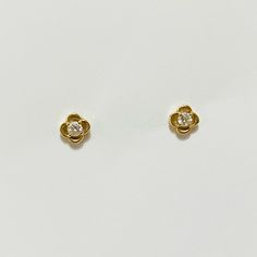 These Absolutely Stunning Solid 14k (585) Yellow Gold Stud Earrings Feature A Lucky Clover Design With Geninue Natural Round Cut Diamonds (2.5mm Each). A Breathtaking Display Of Luxury, These Earrings, Although, Dainty In Size, Are Bright And Sparkly! Diamonds Are Top Quality And The Yellow Gold Is Of A Beautiful Rice Color! Brand New! Yellow Gold: 14k (Stamped 585) Length And Width Of Stud: 5.25 X 5.25mm Round Diamonds: 2 Pcs 2.5mm Total Ctw: 0.14 Ctw Diamond Color-Clarity: G Color Si Clarity Wedding Flower Earrings In 14k Yellow Gold, 14k Gold Round Flower Earrings, 14k Yellow Gold Earrings With Diamond Accents, Luxury 14k Gold Flower-shaped Earrings, Luxury 14k Gold Flower Shaped Earrings, 14k Yellow Gold Flower Earrings For Anniversary, Formal Flower Shaped Diamond Earrings In 14k Gold, Formal 14k Gold Diamond Earrings In Flower Shape, Formal 14k Gold Diamond Earrings With Flower Shape