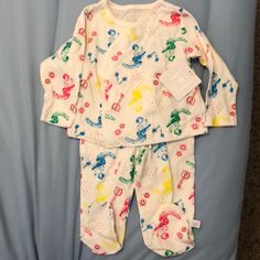 Nwt. Baby Outfit Can Be Worn Out Or As Pajamas. 100% Cotton. Bottoms Has Footies. White Long Sleeve Sets For First Birthday, White Long Sleeve Set For First Birthday, Playful White Sets For First Birthday, Vintage Pajama, Vintage Childrens Clothing, Sick Baby, Kawaii Stuff, Childrens Clothing, Baby Pajamas