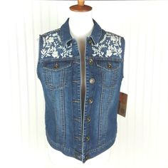 New With Tags Ruff Hewn blue jean denim vest size small. White embroidered flowers on the shoulders. Flat measurements: armpit to armpit 18.5 inches, shoulder to hem 21 inches. I am happy to combine shipping and answer questions. Thank you for viewing my store. Casual Embroidered Denim Vest For Spring, Fitted Embroidered Denim Vest Casual, Casual Embroidered Fitted Denim Vest, Casual Denim Vest With Floral Embroidery For Spring, Casual Floral Embroidered Denim Vest For Spring, Clothing Makeovers, Jeans Bordado, Denim And Pearls, Denim Gilet