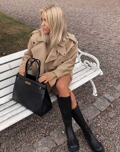 Ducie London, Minimalistic Design, Coach Swagger Bag, Chelsea Boot, Trending Shoes, Knee Boots