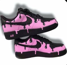 The Black Pink Drip Custom Air Force 1 is a must-have for sneakerheads. Upgrade your shoe collection with this streetwear classic. Featuring a unique pink drip design and iconic Air Force 1 silhouette, these shoes look as good as they feel. Showcase your style with a classic. Exactly as shown in the pictures. 📷 Brand New & Authentic. 💯 Hand Painted with attention to detail. 👨‍🎨 Waterproof and Flexible. ❤️ Unisex model. Please refer to the Size Chart. 👟👫 Free Worldwide Shipping. ✈️🌍 Nike Shoes Women Fashion, Drip Design, Air Force 1s, Pretty Shoes Sneakers, Custom Air Force 1, Cute Nike Shoes, Cute Nikes, Swag Shoes, Custom Nikes