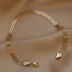 #bracelet Luxury Round Chain Bracelet With Lobster Clasp, Timeless Bracelet With Lobster Clasp For Gift, Timeless Bracelets With Lobster Clasp For Gift, Cute Gold Bracelets Simple, Daily Wear Gold Bracelet For Women, Gold Bracelet For Women Classy, Chain Stack, خواتم خطوبة, Gold Bracelets Stacked