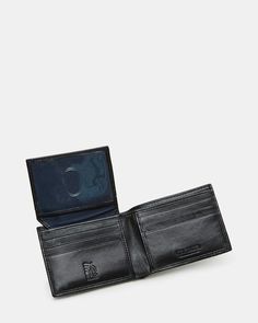 This men's classic wallet is a timeless accessory for any gentleman. Made of high-quality leather, it offers both style and durability. Featuring multiple card slots and a bill compartment, it is both functional and sleek. Invest in this wallet for a practical and sophisticated addition to your wardrobe. RFID Technolog Men’s Wallet, Wallet Aesthetic Men, Mens Leather Wallet Bifold, Best Wallet, Black Leather Wallet, Timeless Accessories, High Quality Leather, Wallet Men, Gentleman