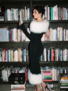 Bonnyshow Luxurious Women's Evening Dresses Sexy One Shoulder Patchwork Fur Dress Elegant Long Slee