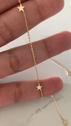 #choker #14kgold #jewelry #minimalist #giftsforher Jewelry Minimalist, Gold Stars, Choker, Stars