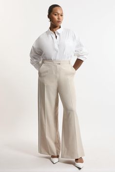 With A Fit That Flatters The Curves, These Plus Size Trousers Are Certain To Turn Heads. Contrasting Tipped Detailing Adorns The Whole Piece, And The High Waistline And Straight Leg Fit Make For A Universally Flattering Fit. Style This Piece With The Matching Blazer Or A T-Shirt And Strappy Heels For An Occasion Look Perfect For Parties And Evenings Out. Plus Size Straight Leg Tipped Tailored Trousers Comfortable, High Waistline Unique, Tipped Detailing Flattering, Straight Leg Fit Button Front Women Pants Plus Size, Plus Size Tailored Pants, Suits For Women Plus Size, Petite Wedding Guest Dresses, Plus Size Trousers, Work Dress Code, Plus Size Workwear, Prom Outfit, Plus Size Formal