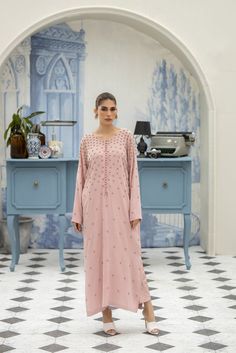 Pale Pink – PURPLE HAZE PRET STUDIO Astoria Ny, Misty Rose, Embroidery Neck Designs, Organza Dupatta, Saree Dress, Silk Pants, Long Shirt, Wedding Suits, Pale Pink