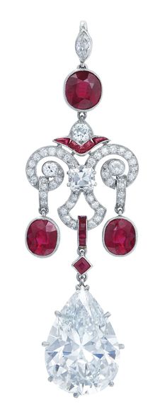 ©️️ Christies Belle Époque Ruby And Diamond Pendant c1900s Antique Art Deco Jewelry, La Belle Epoque, Diamond Pendant Jewelry, Jewelry Ruby, Fine Gold Necklace, Quartz Crystal Necklace, Italian Jewelry