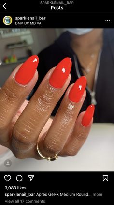 Nails Brown Skin, Natural Nails Manicure, Hard Gel Nails, Nails Brown, Graduation Nails, Ombre Acrylic Nails, Simple Gel Nails, Glow Nails, Orange Nails