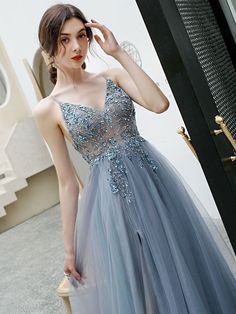 Tulle Formal Dress, Formal Dresses Graduation, A Line Evening Dress, Spaghetti Strap Prom Dress, Beaded Prom Dress, Custom Size Dresses, Blue V, Party Dress Long, Long Prom Dress