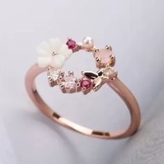 Gorgeous Mother Of Pearl And Flowers Rose Gold Ring Material 18k Rose Gold Over Silver Rose Gold Butterfly, Large Stone Rings, Pear Halo, Love Sweater, Drop Jewelry, Vintage Gold Rings, Silver Rings Simple, Magical Jewelry, Ring Color