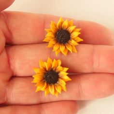 sunflowers  earrings, sunflowers Clips, yellow flower earrings, polymer clay jewelry, gift for her, wedding jewelry, yellow jewelry, bridesmaid jewelry, Bridal jewelry, floral jewelry, floral clips, bridesmaid earrings, wedding earringsSunflower clips made by me of polymer clay completely by hand without the use of special molds and paints. If you do not have holes in your ears and you can not wear ordinary earrings, then these clips are especially for you.Can be make in different sizes - write Yellow Jewelry, Sunflower Earrings, Jewelry Bridesmaid, Earrings Polymer Clay, Jewelry Bridal, Floral Jewellery, Yellow Flower, Bridesmaid Earrings, Bridesmaid Jewelry