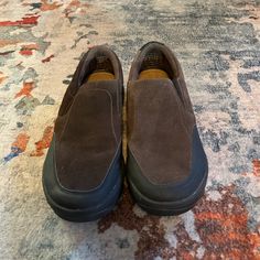 Weatherproof Vintage 1948 Shoes. Size 8. Never Worn. Vintage Loafers, Brown Cushions, Sweater Trends, Shoes Color, Mens Navy, Platform Sneakers, Slip Ons, Slide Sandals, Loafer Shoes