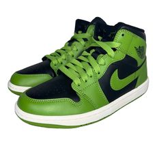 Air Jordan 1 Mid Black Altitude Green Sail Bq6472-031 Women’s Size 5.5 Condition Is New With Box (Missing Lid) 100% Authentic Items, Hard To Find Items! Fast Shipping We Ship Within 1-3 Business Days (Excludes Saturday, Sunday, And Holidays) From Receipt Of Payment. We Provide A Discount For Multiple Items Purchased. Tracking Information Will Be Sent For All Purchases Within 24-72 Hours Of Payment. Emails Are Answered Within 48 Business Hours (This Excludes Weekends, And/Or Holidays). K. Jordan 1 Mid Black, Air Jordan 1 Mid Black, Jordan Retro 7, High Top Basketball Shoes, Jordan 4s, Jordan Retro 1, Jordan 8, Womens Air Jordans, Womens Jordans