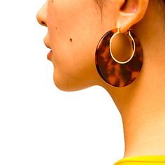 Stylish Kate Spade One The Dot Hoop Earrings. These Have Been Discontinued- Brand New In Original Packaging. Gold Tone With Tortoise Shell Resin Hoop. Measures 2.125”. Titanium Snap Post Closure. Elegant Small Hoop Brown Earrings, Elegant Small Brown Hoop Earrings, Trendy Brown Hoop Earrings, Trendy Brown Hoop Jewelry, Elegant Tortoiseshell Hoop Earrings, Elegant Tortoiseshell Round Hoop Earrings, Elegant Tortoiseshell Hoop Earrings For Gift, The Dot, Kate Spade Jewelry