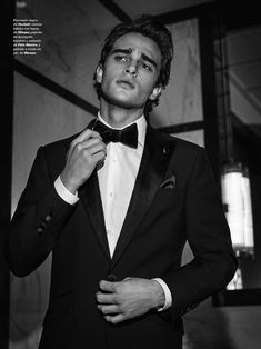 Man In Suit Photography, Noah Slade, Jawline Exercise, Tuxedo Bow Tie, Dress Code Wedding, Cover Boy, Mens Editorial, Man Photography, Cover Story