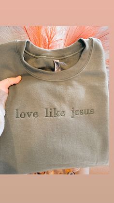 Love Like Jesus Monochrome or Colorful  Unisex fit crewneck sweatshirt - 50/50 Blend Unisex fit ** Please leave in notes which style you want, monochrome or colorful! Christian Embroidery Sweatshirt, God Is Good Sweatshirt, Christian Sweaters For Women, Cute Simple Clothes, Bible Sweatshirts, Christian Embroidered Sweatshirt, Cute Christian Sweatshirts, Jesus Crewneck, Sweatshirts Christian