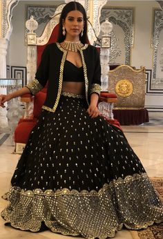 Black And Gold Lehenga, Jacket Lehenga, Winter Wedding Outfits, Gold Lehenga, Mirror Work Lehenga, Black Lehenga, Black Bridal, Indian Woman, Ghagra Choli