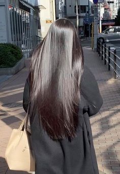 Long Shiny Hair, Straight Black Hair, Long Silky Hair, Long Dark Hair, Long Black Hair, Beautiful Long Hair, Silky Hair, Shiny Hair