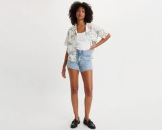 A vintage-inspired flattering fit featuring the higher-than-high rise that made the '80s the fashion decade we can’t stop talking about. With an updated design and sustainably produced denim, think of these '80s Mom Shorts as your parent’s shorts, but better. A vintage, 80s-inspired fit Featuring a 10 3/4-inch high rise With an A-line leg opening for a leg-lengthening effect We made this garment with post-industrial recycled cotton fiber Engineered to keep you cool and wick away moisture Summer Relaxed Fit Mid-rise Jeans, Summer Mid-rise Relaxed Fit Jeans, Relaxed Fit High Waist Jean Shorts For Summer, High Waist Relaxed Fit Jean Shorts For Summer, High Waist Relaxed Fit Summer Jeans, Summer High Rise Relaxed Fit Jeans, Levi's Retro Relaxed Fit Bottoms, Chic Light Wash Relaxed Fit Jean Shorts, Trendy Relaxed Fit Summer Jeans