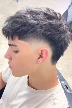 Fesyen Rambut Lelaki, Mens Haircuts Thick Hair, Mens Haircuts Straight Hair, Stil Masculin, Mens Haircuts Short Hair, Men Haircut Curly Hair, Taper Fade Haircut