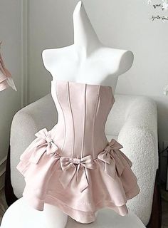 Détails de l'article :


 Numéro de produit : C578



 Tissu: Satiné

 Silhouette : Une ligne

 Manches ： Sans manches

 Style du dos : fermeture éclair. Elegant A-line Corset Dress For Homecoming, A-line Mini Dress With Bow For Prom, A-line Corset Dress With Ruffles For Wedding, A-line Banquet Dress With Lined Bodice, A-line Dress With Lined Bodice For Banquet, Sleeveless Fitted Bodice Mini Dress For Prom, Sleeveless Mini Dress With Fitted Bodice For Prom, Fitted A-line Mini Dress For Prom Season, A-line Homecoming Dresses With Boned Bodice