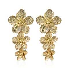 PRICES MAY VARY. ♥ Elegant Flower Earrings -- Inspired by Bohemian and Hawaiian styles, our floral dangle earrings featured Three graduated bloom flowers in matte finish with a center of gold tone stamen, adding charm to your outfits whenever your wear. ♥ Boho Petal Earrings Studs -- Add some texture and color to your jewelry collection with our charming dangling floral earrings. These flower stud earrings made a bold statement with these handcrafted long dangle earrings style! So colorful and e Jewelry Reference, Boho Wedding Jewelry, Red Flower Earrings, Chic Flowers, Golden Flower, Anthropologie Jewelry, Guest Dress, Wedding Jewelry Earrings, Metal Flowers