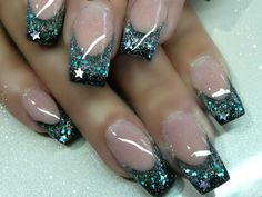 Nail Art Idea: French tip - glitter Purple Black And Silver Nails, Silver Nails Sparkle, Silver Butterfly Nails, Black And Silver Nails, Nails July, Nails Galaxy, Nail Art Paillette, Luminous Nails, Nails Sparkle