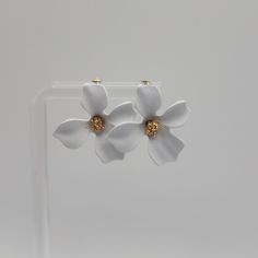 White Flower Earrings Size: 1" Petals Are Acrylic (Lightweight) Beautiful White Acrylic Flower With Gold Center Gives Great Dimension To These Post Statement Earrings. White Earrings With Flower Charm, White Flower Charm Jewelry For Spring, Spring White Jewelry With Flower Charm, White Drop Earrings For Spring, White Flower Decorated Earrings For Spring, White Flower Earrings For Spring Wedding, White Flower Charm Drop Earrings, White Earrings For Spring Gift, White Flower Earrings For Spring