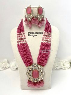 Tyani inspiriertes Rani Haar kommt mit Ohrringen/Brautschmuck/Uncut Kundan Polki American Diamond Long Halskette Set/Real Kundan Long Rani Haar/pink Brautschmuck/Indischer Hochzeitsschmuck/Indischer Schmuck/Kundan Schmuck/Kundan Perle Choker/Pakistanische Halskette/Hochwertiger indischer Schmuck Alle Artikel werden aus Brampton, Ontario, Kanada versendet. Wenn Sie Ihren Artikel bis zu einem bestimmten Tag benötigen, kontaktieren Sie uns bitte für eine Express-Lieferoption. Wir bitten darum, geri Luxury Pink Kundan Necklace In Elegant Style, Luxury Pink Kundan Necklace For Festive Season, Elegant Luxury Pink Kundan Necklace, Luxury Elegant Pink Kundan Necklace, Luxury Pink Kundan Necklaces, Kundan Mala, Punjabi Necklace, Raani Haar, Pearl Long Necklace