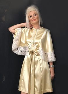 Short silk robe with lace details.  - Wide 3/4 butterfly Sleeve  -It can be order like FULL LENGTH  ROBE  -COUNTRY OF ORIGIN: USA - Fabric; 100% Silk Charmeuse. Dry Clean Only We also offer this robe made of satin fabric. Just click on link bellow for more info. https://www.etsy.com/listing/453895710/satin-and-lace-robe-sexy-robe-bridal?ref=shop_home_active_2 SIZE INFO XS....Bust 31-33 in/ 79-84 cm, Waist 23-24 in/ 59-61 cm, Hip 35-36 In/ 90- 92 cm  S...Bust 33-34in/ 84-87 cm, Waist 24-25 in/61-64 cm, Hip  36-37 in/ 92-94 cm   M...Bust  35-36 in/ 89-92 cm, Waist  26-27 in/ 67-69 cm, Hip 38-39 in/ 97-100 cm    L...Bust 37-39 in/ 94-100 cm, Waist  28-30 in/72-77 cm, Hip 40-42 in/ 102-107 cm   XL...Bust 40-42 in/ 102-107 cm, Waist  31-33 in/ 79-84 cm, Hip 43-45 in/ 110-115 cm   XXL...Bust 44- Luxury Satin Dress With Lace Trim, Elegant Silk Summer Robe, Elegant Summer Silk Robe, Elegant Wedding Robe With Lace Cuffs, Silk Dresses With Lace Sleeves, Elegant Summer Wedding Night Robe, Elegant Daywear Dresses With Kimono Sleeves, Elegant Dresses With Kimono Sleeves For Daywear, Elegant Robe With Lace Cuffs