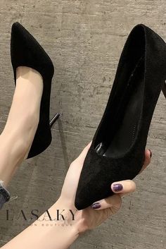 Lasaky - Elegant Womens Black Heeled Court Shoes with Pointed Toes and Flattering Vamps - Perfect for Work and Formal Events Professional Work Shoes, Work Pumps, High Heels For Women, Black Heels Low, Black Block Heels, Office Shoes, Black Stilettos, Heels For Women, Black High Heels