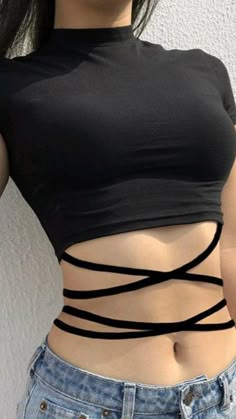 Super Crop Top Outfit, Bra Tops Outfit, Shoulderless Top, Silly Clothes, Bauchfreies Top, Tumblr Outfits, Crop Top Outfits, Feminine Aesthetic