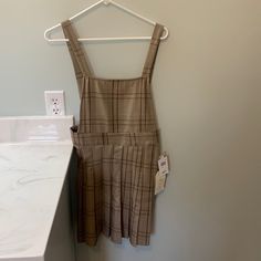 Nwt Size Small So Cute Casual Brown Pinafore Dress For Summer, Casual Brown Pinafore Dress For Spring, Spring Brown Pinafore Dress, Casual A-line Fitted Pinafore Dress, Dusty Rose Maxi Dress, Black Crochet Dress, Rose Maxi Dress, Red Summer Dresses, Purple Maxi Dress