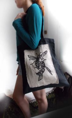 Canvas Printed Tote Bag wasps Insect Canvas Bag Linocut - Etsy Ukraine Eco-friendly Rectangular Canvas Bag With Screen Print, Eco-friendly Rectangular Bags With Screen Print, Eco-friendly Rectangular Bag With Screen Print, Artistic Hand Printed Tote Bag, Hand Printed Canvas Tote Bag - Ideal Gift, Hand Printed Canvas Tote Bag Perfect For Gifts, Hand Printed Canvas Tote Bag For Gift, Hand Printed Canvas Tote Bag Ideal For Gifts, Eco-friendly Hand Printed Rectangular Canvas Bag