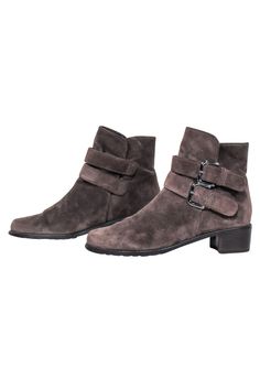 Boost your style game with Stuart Weitzman brown suede double buckle short Boots! The double side buckle detail adds a unique touch to these boho chic booties. Pair them with a dress and cozy cardigan for a stylish and comfortable look. Size 6 100% Suede Leather lining Rubber sole Double ankle buckles Low chunky heel Minto wear on suede Heel height 1.625" Shaft 5.5" Circumference 9.75" Spring Ankle Moto Boots With Buckle Closure, Brown Suede Boots With Buckle Closure, Winter Suede Boots With Buckle Closure, Suede Ankle Moto Boots With Buckle Closure, Suede Moto Boots With Buckle Closure Ankle Boot, Winter Suede Moto Boots With Buckle Closure, Fall Suede Moto Boots With Buckle Closure, Winter Fitted Moto Boots With Buckle Closure, Elegant Moto Boots With Buckle Closure For Winter