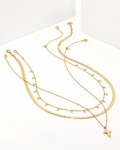 Cross Necklace Layering Set Kendra Scott Cross Necklace, Layering Kendra Scott Necklaces, Gold Layered Necklace, Cheap Necklaces, Kendra Scott Necklace, Layered Necklace Set, Necklace Clasps, Necklace Layering, Gold Necklace Layered