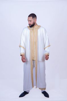 Discover traditional elegance with our men's Jabador, a refined three-piece outfit perfect for weddings and special occasions. This Moroccan Jabador harmonizes exquisite craftsmanship with modern style, striking a perfect balance between tradition and sophistication. Designed to reflect the richness of Moroccan culture, this men's Jabador embodies authenticity with meticulous details and high-quality fabrics. Ideal for celebrating memorable moments with class and style. Mens Wedding Suits, Moroccan Culture, Pieces Men, Wedding Suits Men, Memorable Moments, Three Piece, Wedding Men, This Man, Wedding Suits