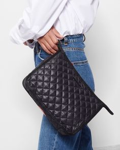 The new Metro Clutch is just the right on-hand bag for your smaller essentials. Pack it, zip it, and carry it on your way. Mz Wallace Metro Tote, Denim Sweater Jacket, Grey Interior, Mz Wallace, Matte Black Hardware, Clutch Black, Denim Sweater, Stylish Backpacks, Crossbody Clutch