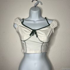 New Never Used White Sleeveless Top With Drawstring, White Summer Tops With Drawstring, Trendy White Tie-back Crop Top, Chic White Top With Drawstring, White Drawstring Top For Summer, White Tie Back Crop Top, White Tie-back Crop Top For Summer, White Tie Back Crop Top For Summer, Fitted Tied Crop Top For Summer