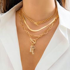 Sku CY-!124602 Material Alloy, Resin Feature Geometric Orb Occasion Vintage, Punk Type Necklaces Accessories Color Golden, White Key Necklace Vintage, Bones Bracelet, Chunky Chain Necklaces, Rhinestone Fashion, Golden Necklace, Necklace Sets, Women Necklace, Key Necklace, Neck Chain