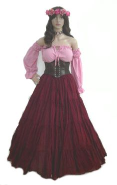 Narnia Outfits, Skirt Hike, Medieval Halloween, Pirate Corset, Wench Costume, Terrifying Halloween, Medieval Costumes, Princess Fantasy, Pirate Wedding