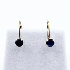 14K Yellow Gold Natural Blue Sapphire 0.6ct Size of stone: 4.5mm Leverback Earrings Earrings Height: 0.5″ (14mm) Weight: 0.92 gm Made in Canada *Comes in a Beautiful Gift Box  / Perfect for Gifting ------------------------------------------------ * Please click here to visit my shop: https://www.etsy.com/shop/bestjewelryset * To see more earrings please check out the link below: https://www.etsy.com/shop/BestJewelrySet?section_id=35656287 --------------------------------------------------------- 14k Gold Round Lever Back Earrings, Classic Sapphire Earrings In 14k Gold, Classic 14k Gold Sapphire Earrings, Earrings Classic, Gold Engraving, Earrings Elegant, Leverback Earrings, Bar Bracelets, Natural Blue Sapphire