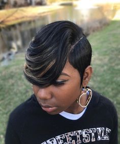 Short Quick Weave Hairstyles, 27 Piece Hairstyles, Short Quick Weave, 51st Birthday, 27 Piece, Shaved Side, Black Ponytail, Work Hair, Shaved Side Hairstyles